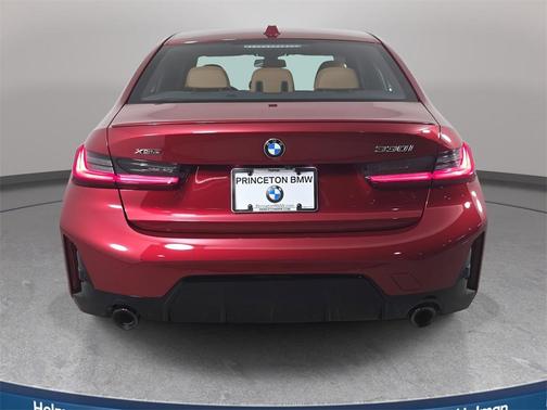 2025 BMW 330 i xDrive