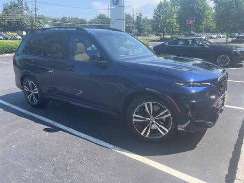2024 BMW X7 xDrive40i