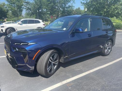 2024 BMW X7 xDrive40i