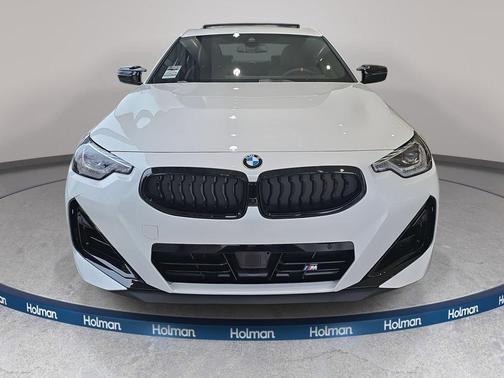 Mineral White Metallic 2026 BMW M240 i xDrive