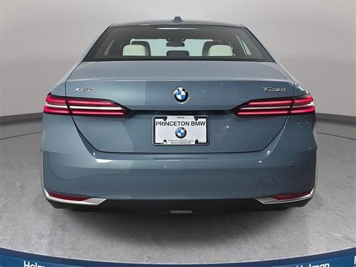 2026 BMW 530 i xDrive