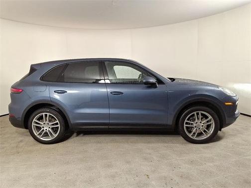 2020 Porsche Cayenne Base
