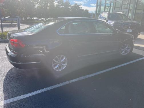 2016 Volkswagen Passat 1.8T S