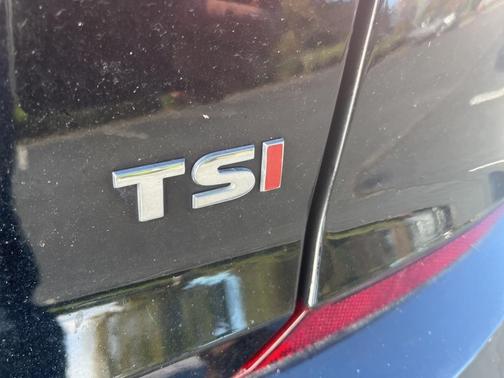 2016 Volkswagen Passat 1.8T S
