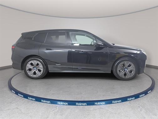 2025 BMW iX xDrive50