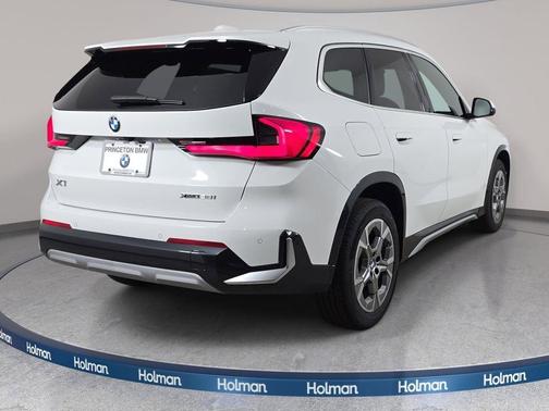 Alpine White 2026 BMW X1 xDrive28i