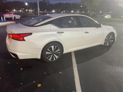 2020 Nissan Altima 2.5 SV