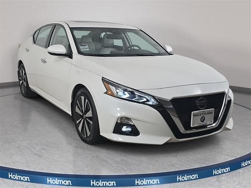 2020 Nissan Altima 2.5 SV