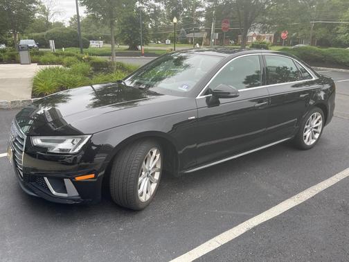 2019 Audi A4 2.0T Premium Plus