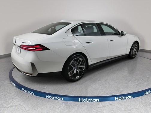 2024 BMW i5 eDrive40