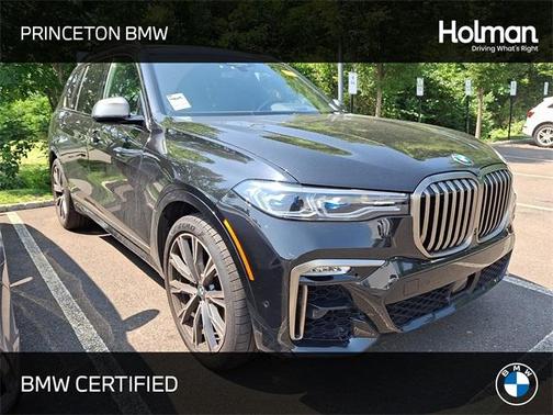 2022 BMW X7 M50i