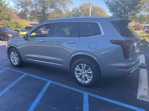 2023 Cadillac XT6 Luxury AWD