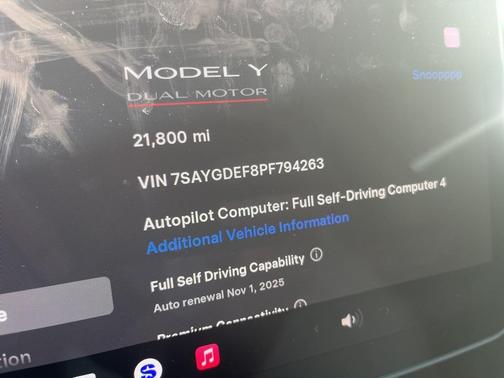 2023 Tesla Model Y Performance