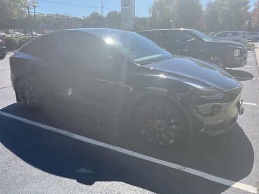 2023 Tesla Model Y Performance