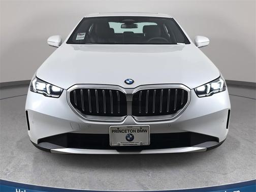 2025 BMW 530 i xDrive