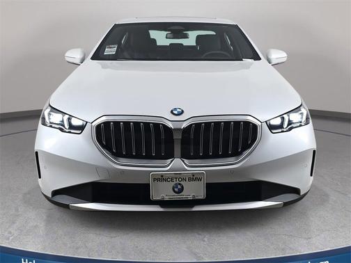 2025 BMW 530 i xDrive