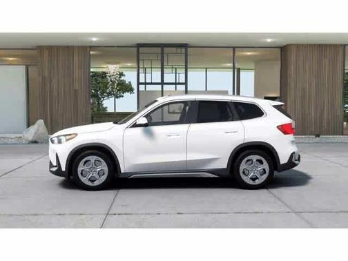 Alpine White 2026 BMW X1 xDrive28i