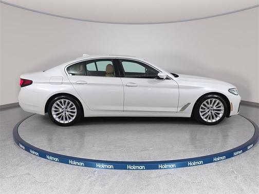 2022 BMW 530 i xDrive