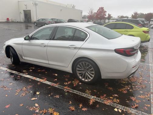 2022 BMW 530 i xDrive
