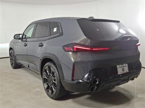 2025 BMW XM Base