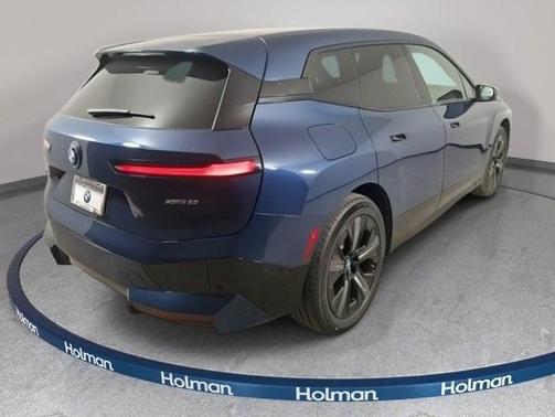 2025 BMW iX xDrive50