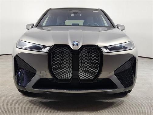 2025 BMW iX xDrive50