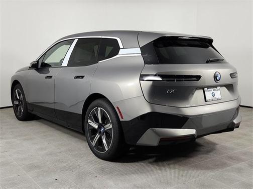 2025 BMW iX xDrive50