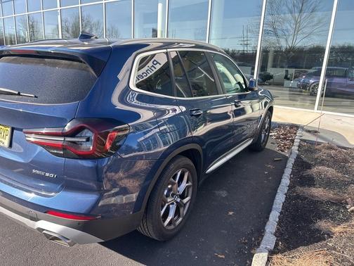 2023 BMW X3 xDrive30i