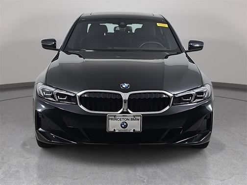 2025 BMW 330 i xDrive