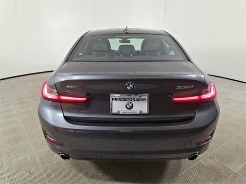 2021 BMW 330 i xDrive