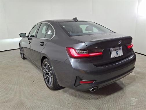 2021 BMW 330 i xDrive