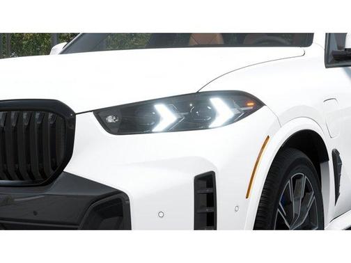 Alpine White 2026 BMW X5 PHEV xDrive50e