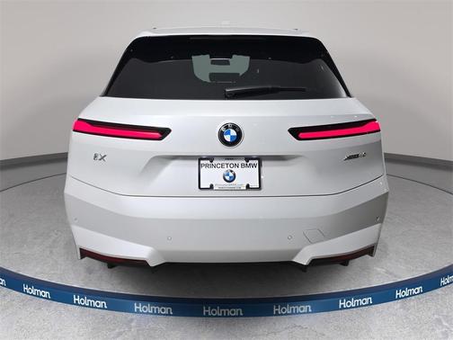 2026 BMW iX xDrive45