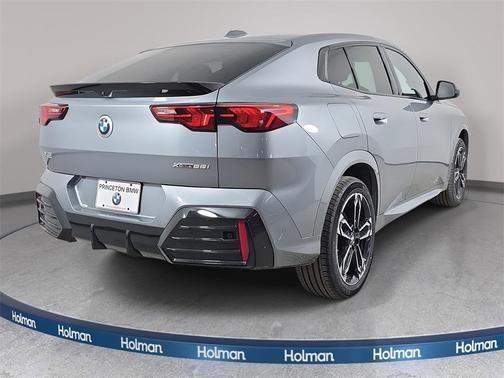 2025 BMW X2 xDrive28i