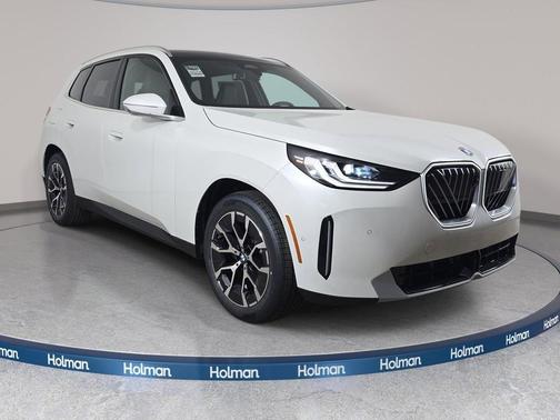 Mineral White Metallic 2026 BMW X3 30 xDrive