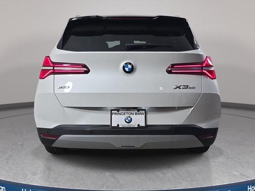 Mineral White Metallic 2026 BMW X3 30 xDrive