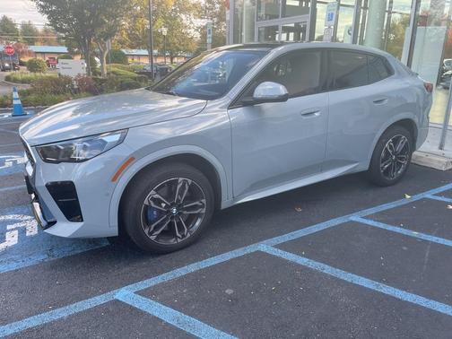 2025 BMW X2 xDrive28i
