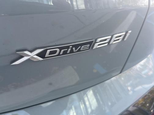 2025 BMW X2 xDrive28i