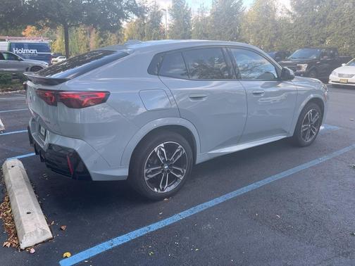 2025 BMW X2 xDrive28i