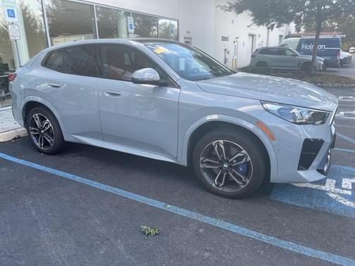 2025 BMW X2 xDrive28i