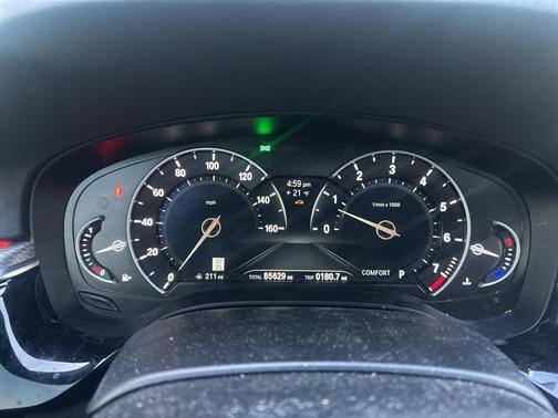 2019 BMW 530 i xDrive