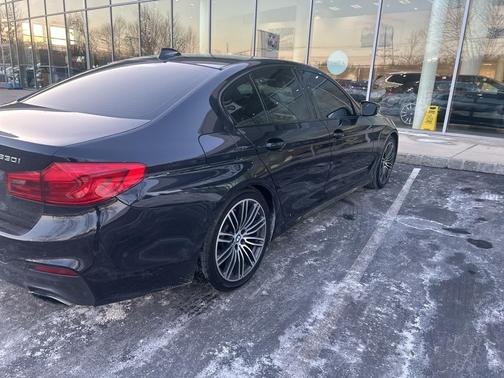 2019 BMW 530 i xDrive