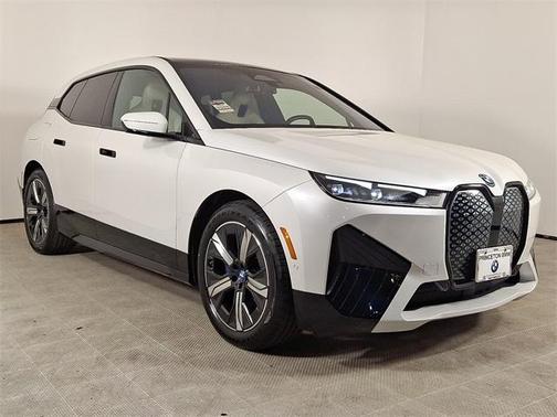 2022 BMW iX xDrive50