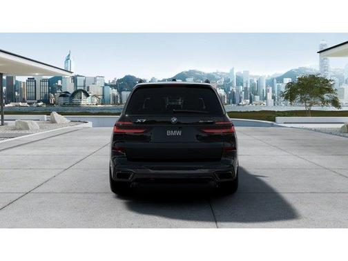 Black Sapphire Metallic 2027 BMW X7 xDrive40i