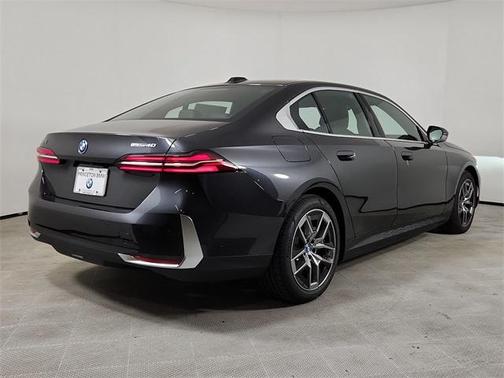 2024 BMW i5 eDrive40