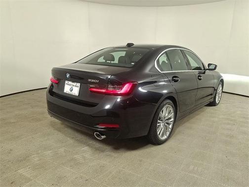 2024 BMW 330 i xDrive