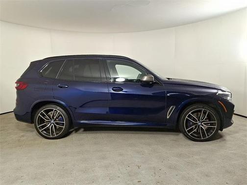 2021 BMW X5 M50i