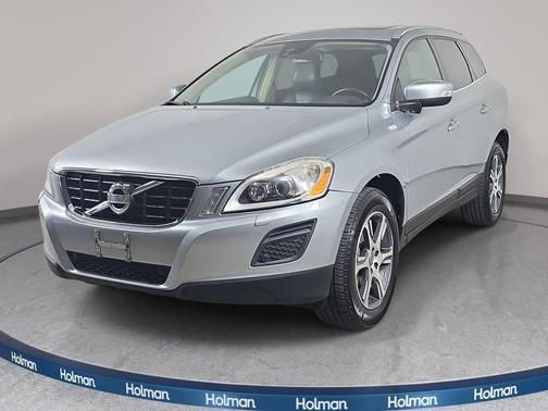Electric Silver Metallic 2013 Volvo XC60 T6