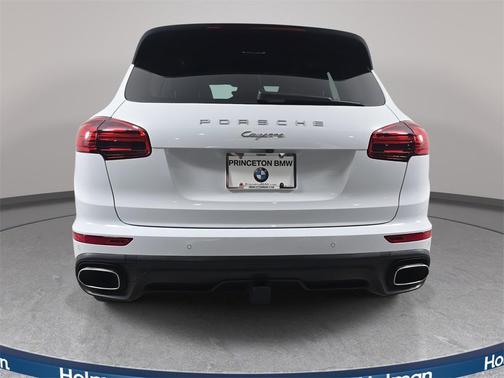 2017 Porsche Cayenne Platinum Edition
