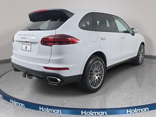 2017 Porsche Cayenne Platinum Edition
